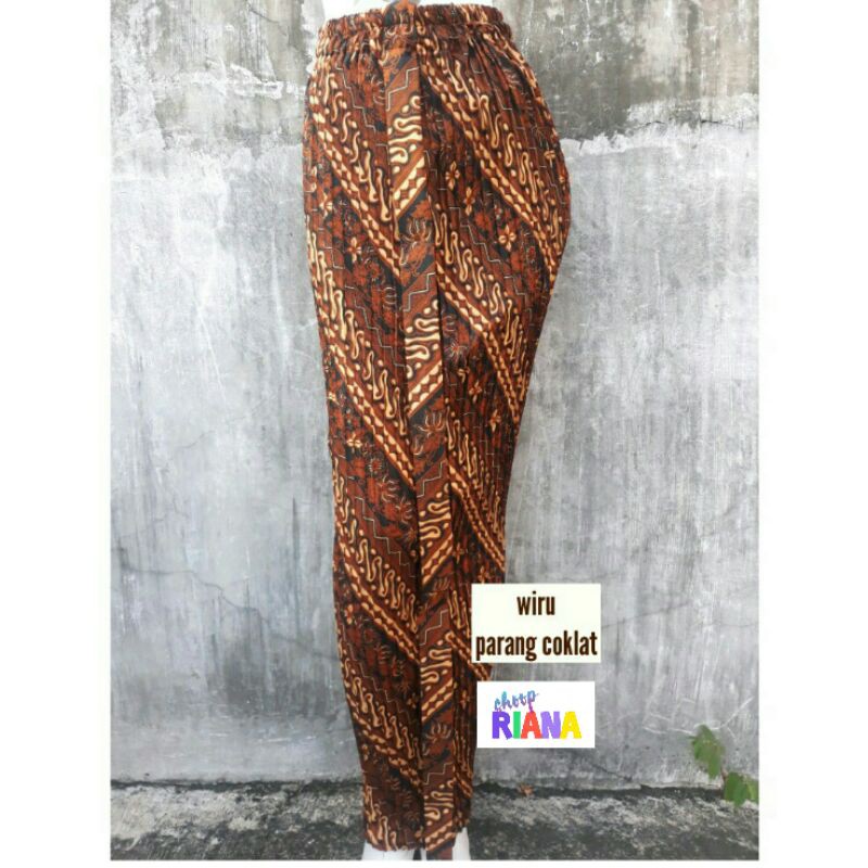 Jarik plisket wiru parang coklat