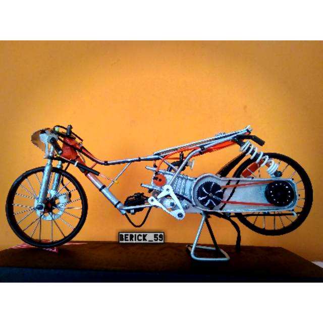 Miniatur drag mio bisa di gas