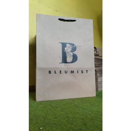 

Paper bag Custom Paper bag sablon Paper bag bucket Paper bag bunga Paperbag