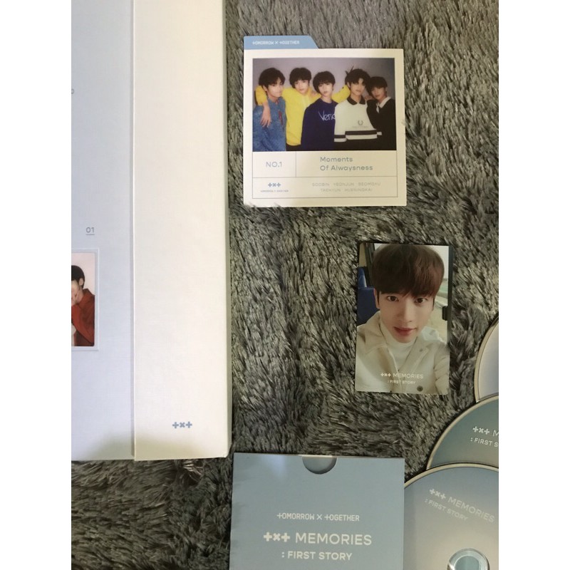 TXT MEMORIES : First Story ( Taehyun photocard )