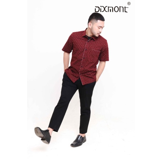 Dixmont Kemeja Pria Basic Formal Motif Lengan Pendek Hem MS01221