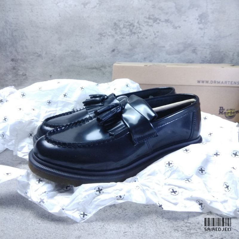 Dr. Martens Adrian Tassel Black