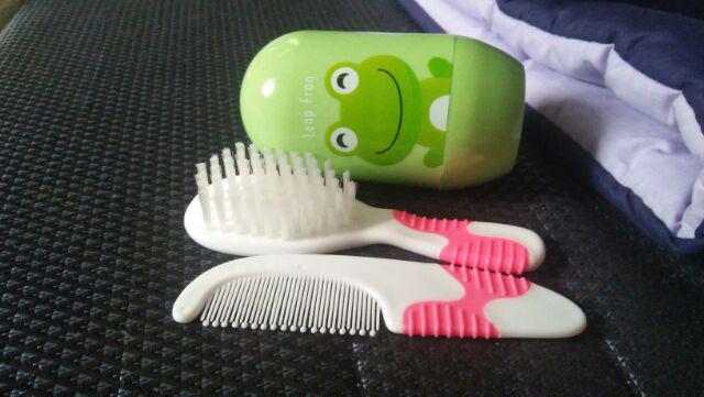 Nlc 3  Sisir Bayi Disney Baby Pooh / Brush And Comb Disney