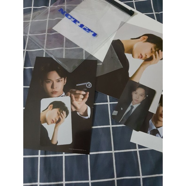 READY STOCK SHARING  PHOTO PACK SG21 DOYOUNG