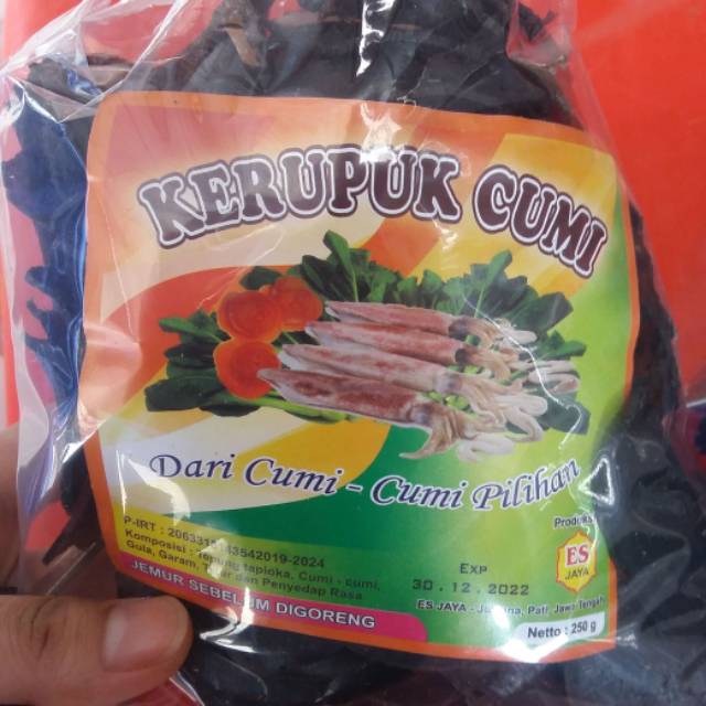 

Kerupuk Cumi 250 g