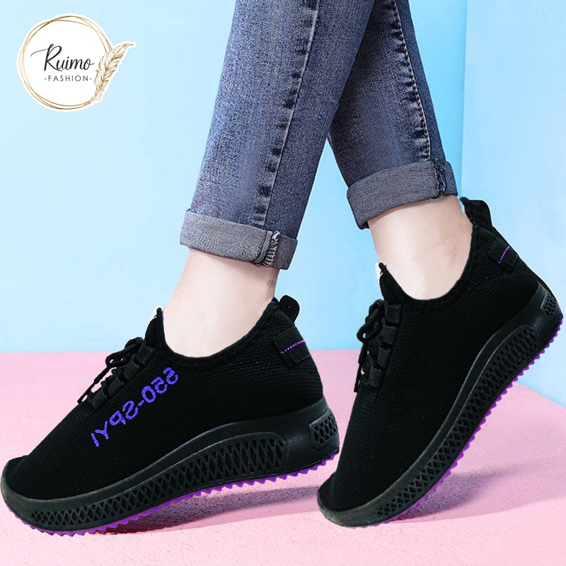 Sepatu Sneakers Wanita Fashion Terbaru Bahan Kanvas-550