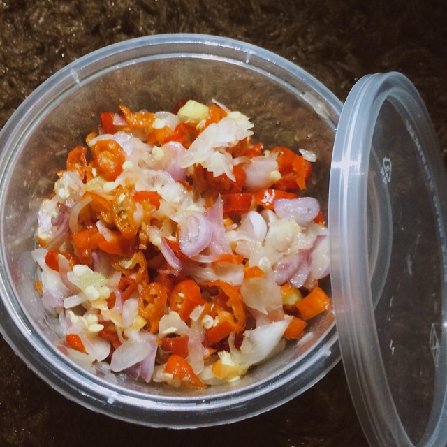 

Sambal matah bali