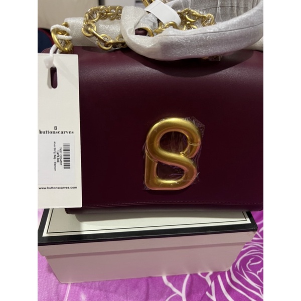 button scarves alva sling bag- maroon