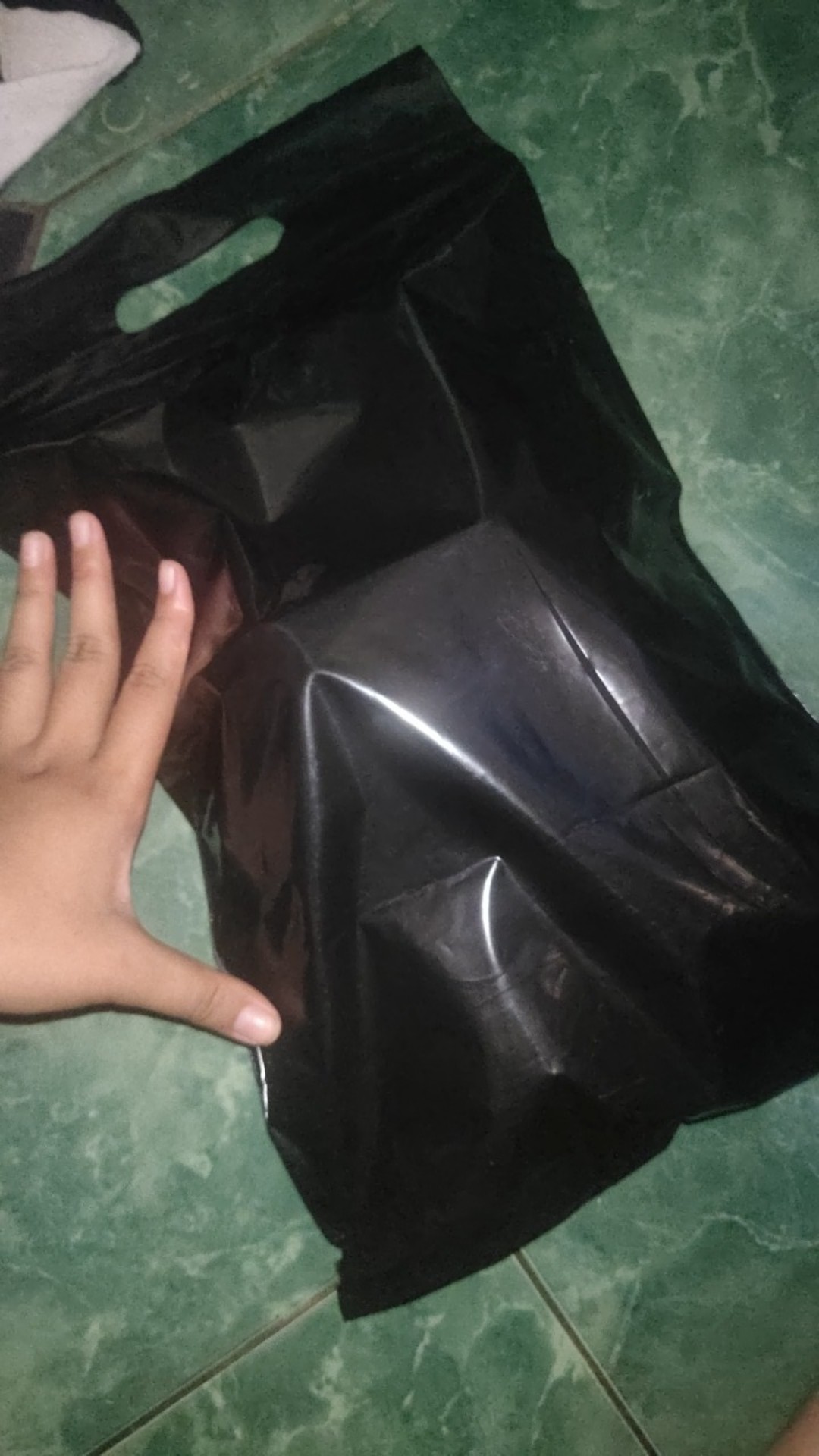 Tas Kantong Plastik Klip Plong Zipper / Plastik Pond Ziplock Pack Transparan Hitam Putih 25 X 35 + 7