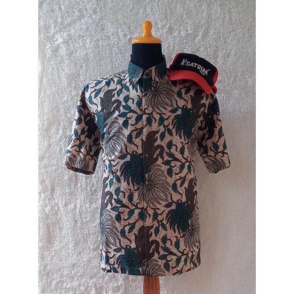 Batik Ayah Anak Warna Cream Kombinasi Coklat Muda Hijau Botol