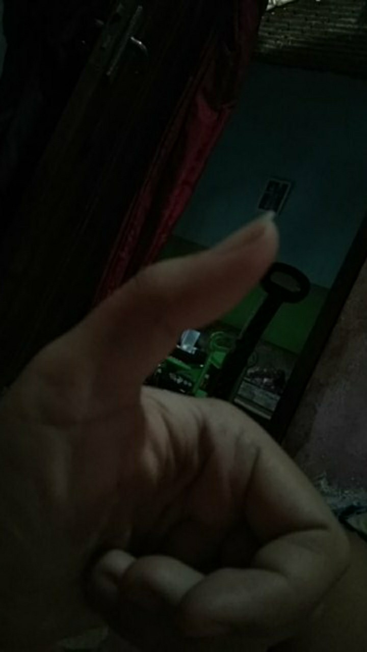 Gantungan Pigura Kecil Ecer