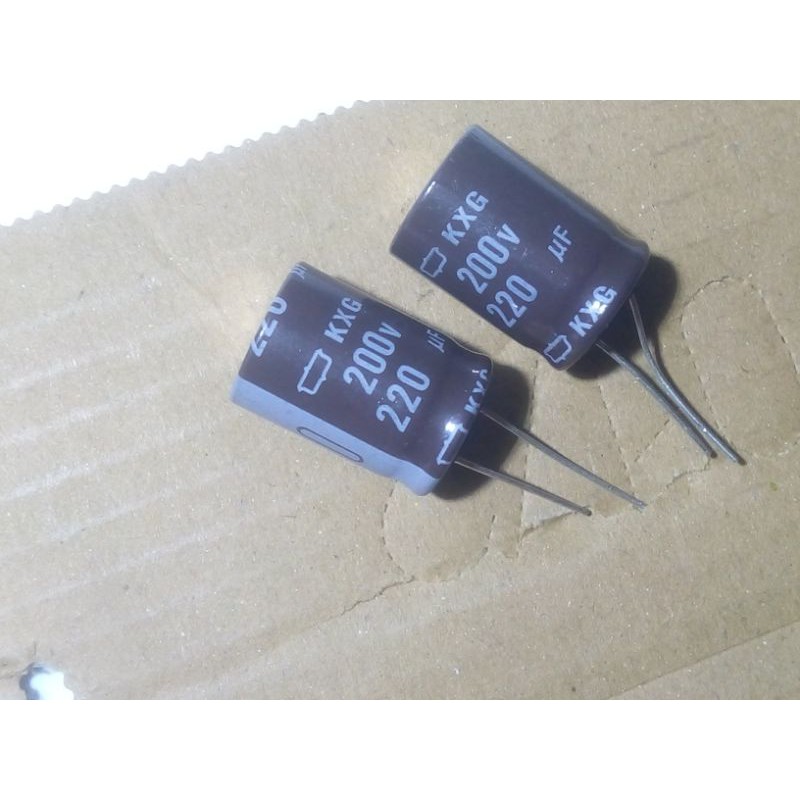 elco 200v 220uf