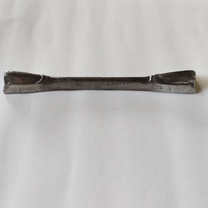 lug / kuwuan  bass drum yamaha 21cm