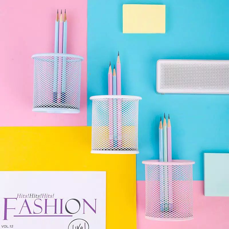 

Tempat Pulpen Putih/Biru/Pink dengan Bahan Metal yang Awet E9153