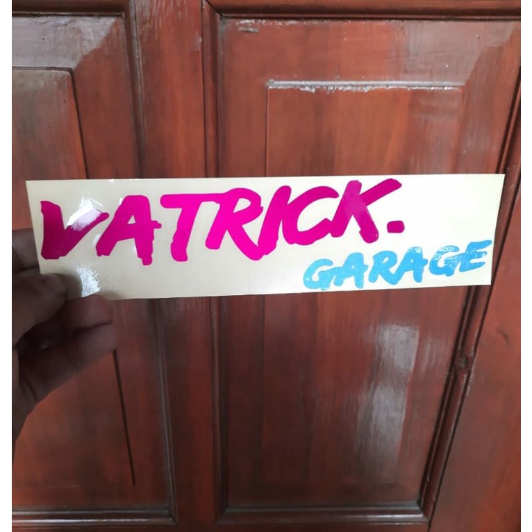 STIKER VATRICK GARAGE