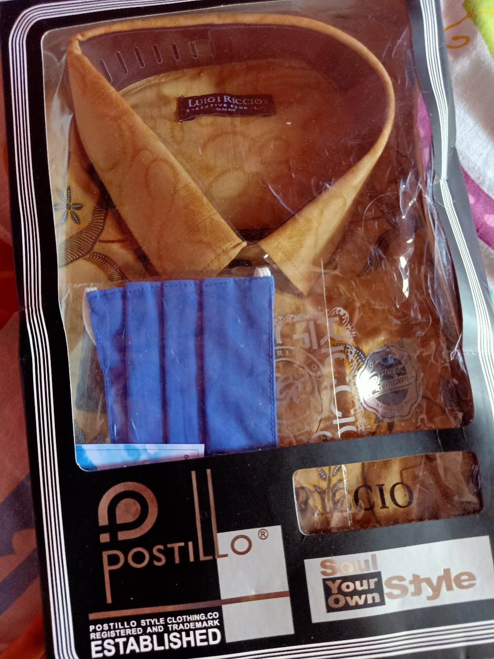 Luigi Riccio Kemeja Batik Pria Gold Series Lsr03.03