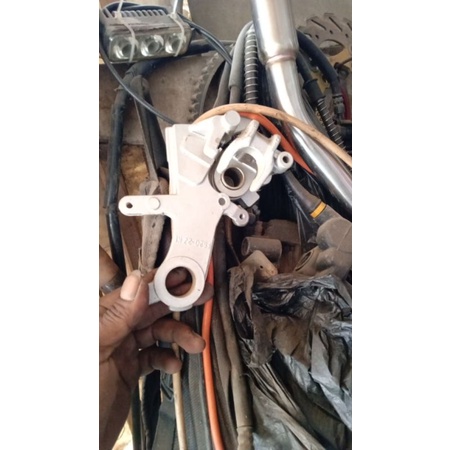kaliper belakang viar 250 se
