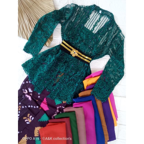 SALEE!!!Set kebaya brokat semifrance