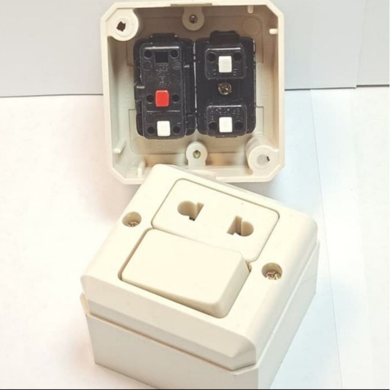 BROCO OB SAKLAR ENGKEL + STOP KONTAK SEGI CREAM TEMPEL KAYU - 15211