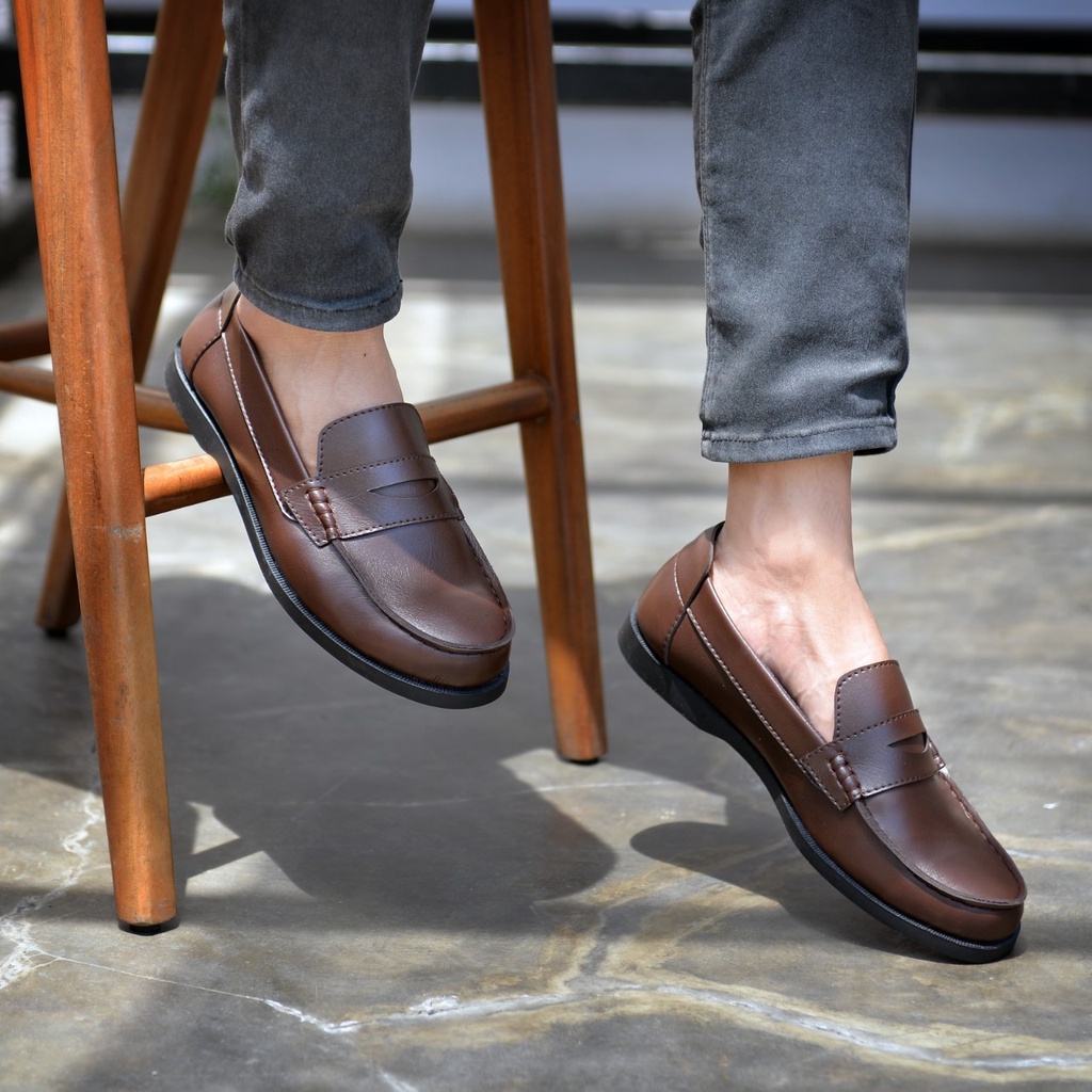 SEPATU FORMAL PRIA CASUAL COWOK PERKANTORAN KULIT PU ASLI ORIGINAL 1619 FENI BLACK BROWN - SepatuFormal Pantofel pria Resmi Formal Hitam Kasual Kuliah Kantor Pesta Kondangan Gereja Kerja PNS Guru Terkini Terbaik Terlaris Murah Trendy Terbaru