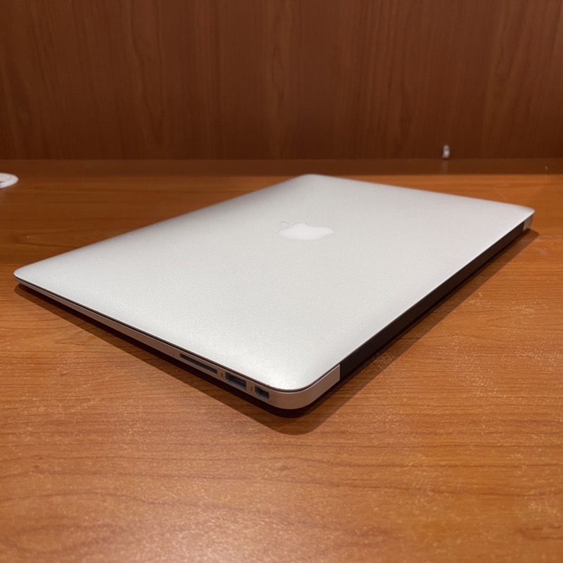 PROMO MacBook Air 13 inch Early 2015 Core i5 1.6Ghz Ram 8 GB Ssd 128 - 256 GB Second