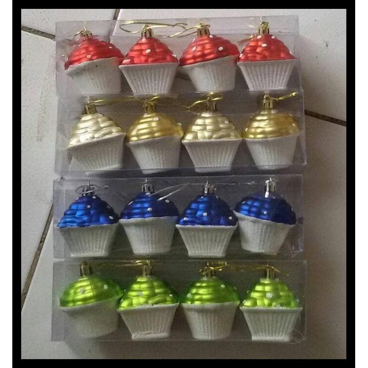 

Hiasan Dekorasi Pohon Natal Ornamen Bola Bola Kue Cupcakes
