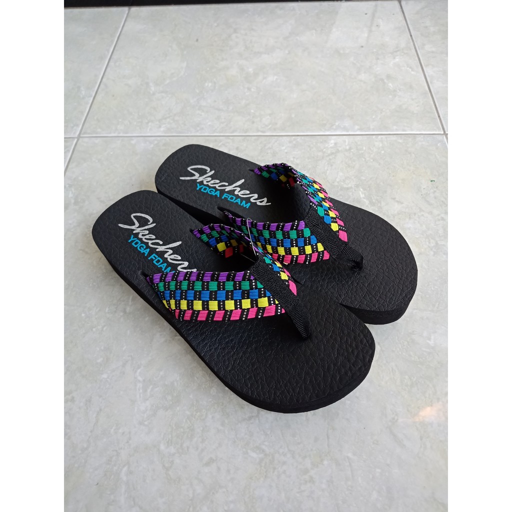 skechers yoga flip flops