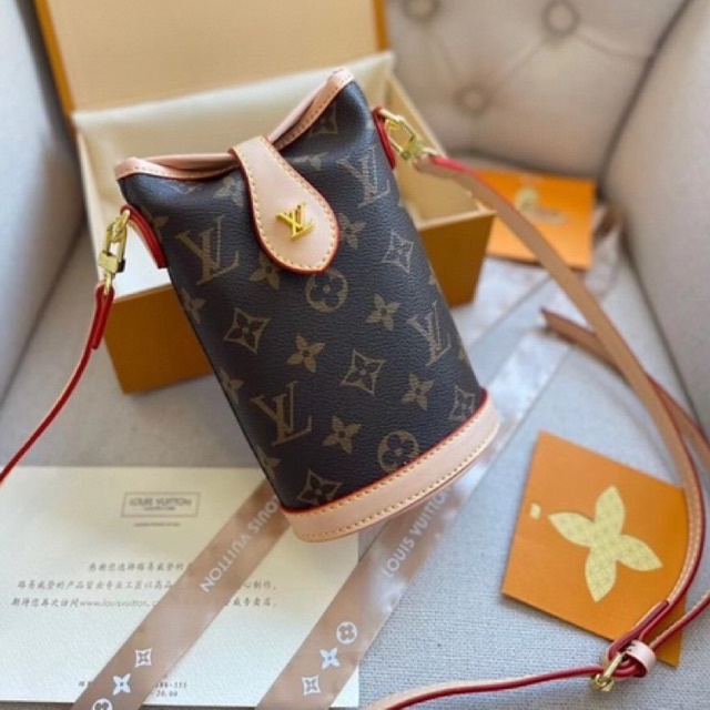 LV Monogram Sling Bag [LEATHER] [INCLUDE BOX RECIEPT]