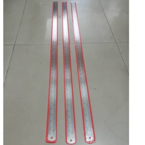 

CODE413 Penggaris Besi 100cm/Garisan/Ruler/Mistar Besi/Penggaris Stainless 1M