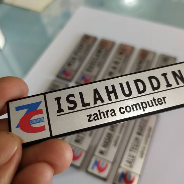 

Name tag papan nama silver