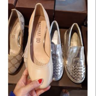  Sepatu  everbest  heels everbest  sale Shopee Indonesia