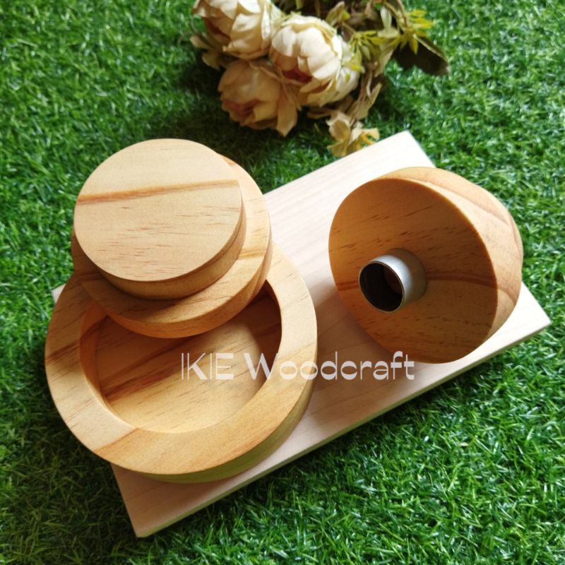 IKIE Cetakan Donat Set Kayu