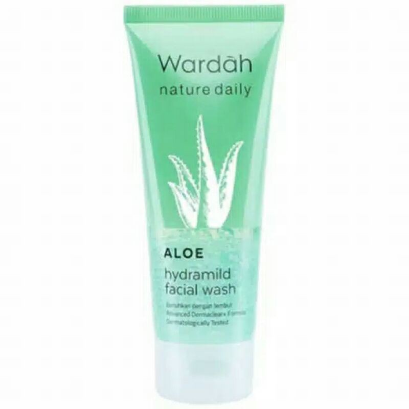 Wardah Aloe vera fash wash & wardah aloe vera multifungtion gel