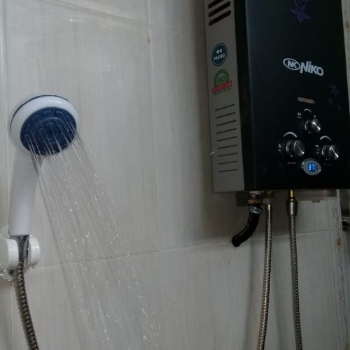 Gas Water Heater NIKO NK 6 LDN dilengkapi LED Display untuk menunjukan temperatur suhu