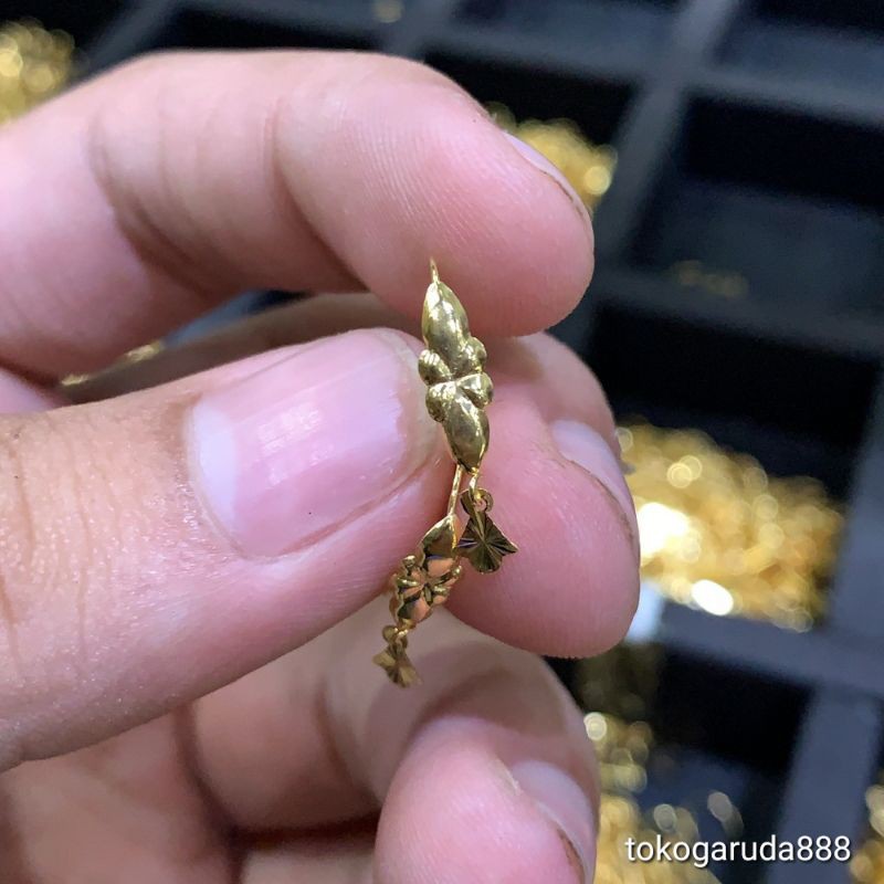 anting anak dan dewasa emas asli kadar 700 70% 16k 22 gold tanpa permata gantung bintang ringan