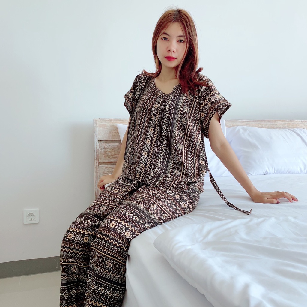 Setelan Panjang Bali