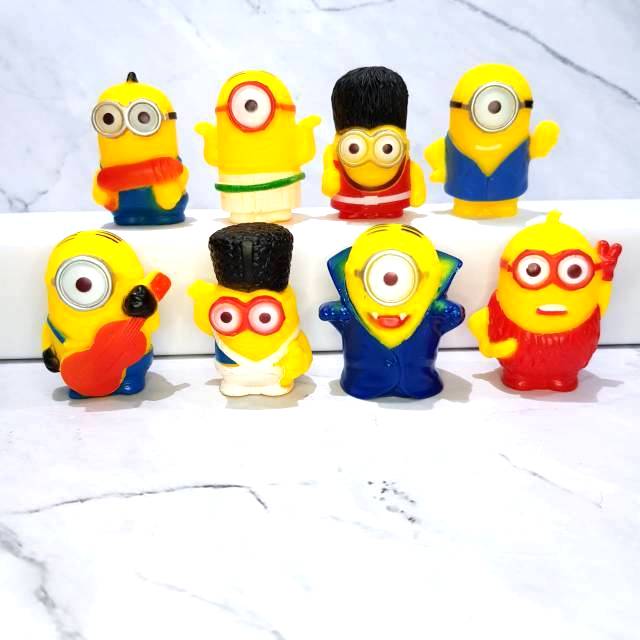 topper mainan karet hiasan kue ulang tahun 4cm pajangan mobil minion drakula