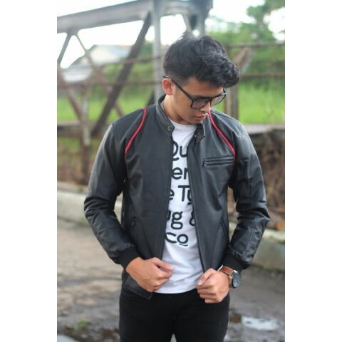 Jaket kulit / jaket murah / jaket motor / jaket keren / jaket motor / cowo / simple / bikers