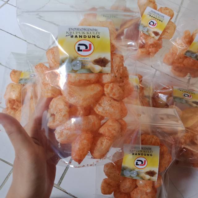 

Dorokdok / kerupuk kulit