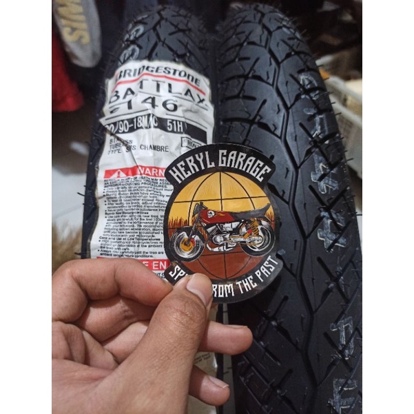 BAN BATTLAX BRIDGESTONE BT 46 RING 18 2022 90 90 100 80