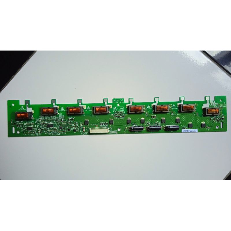 Backlight Inverter TV LCD Samsung LA32C400E4 Bekas Copotan Layar pecah