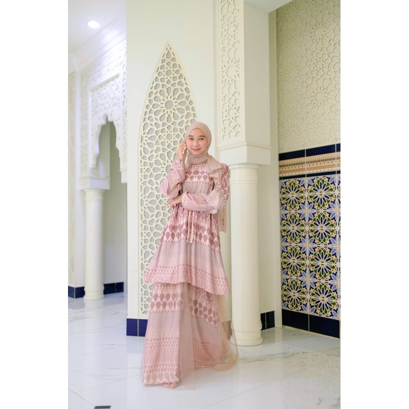 Qanita Dress Dress Pesta Dress Mewah Dress Dior Slik Dress Kekinian Dress Elegan Dress Busui Dress J