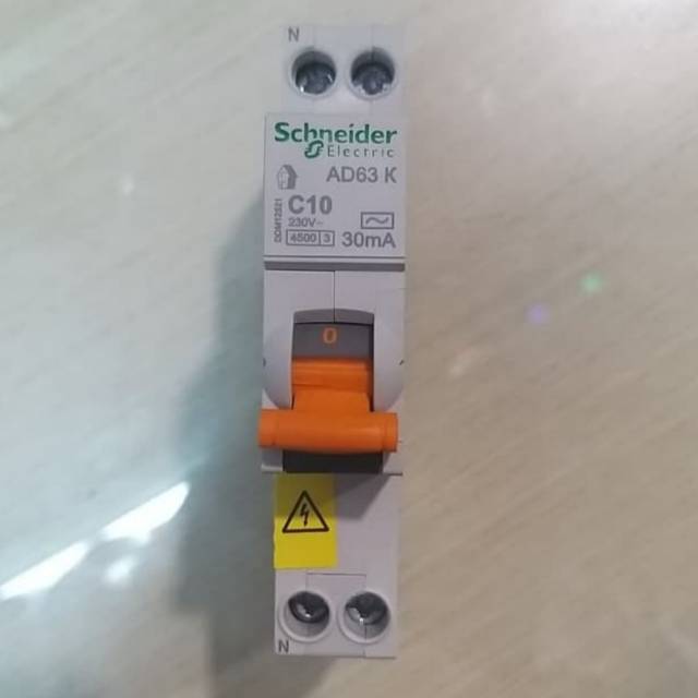 RCBO 10A Slim 1P Schneider