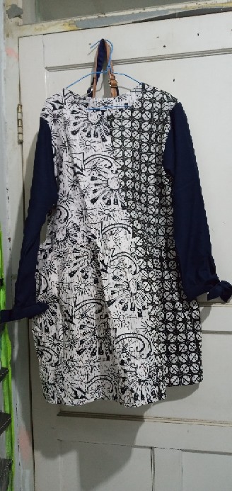 Aa Blouse Batik Wanita 304