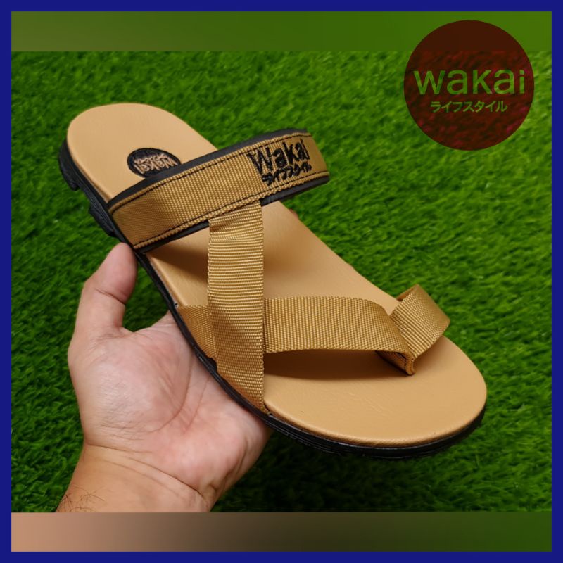 SANDAL WAKAI GUNUNG PRIA DAN WANITA UNISEX COUPLE PROMO / SENDAL DISTRO KASUAL COWOK CEWEK TERLARIS