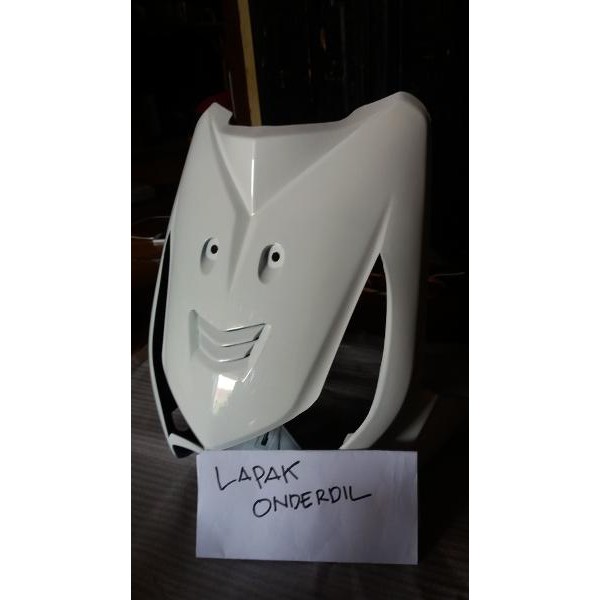 tameng depan beat karbu putih