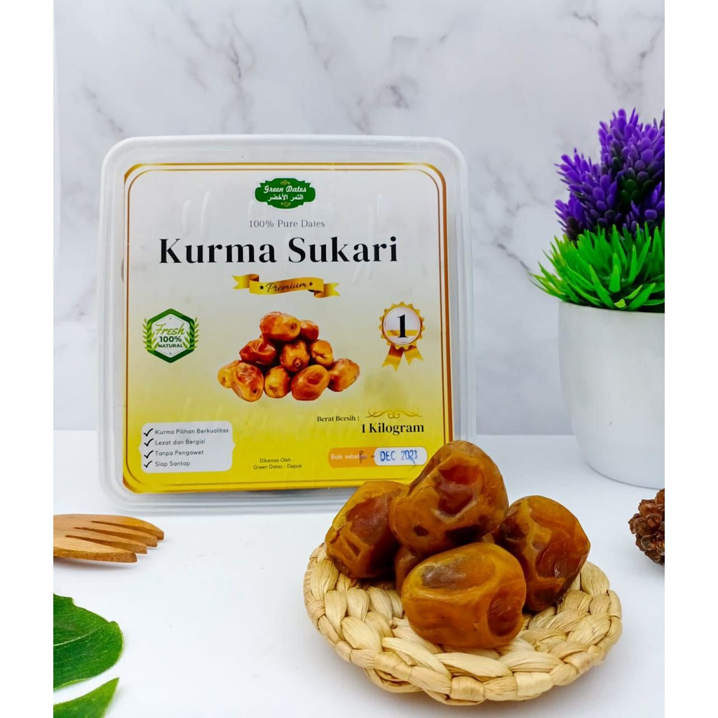 

KURMA RAJA SUKARI 1KG PREMIUM LEMBUT BASAH AL MADINAH AL QOSIM OLEH OLEH HAJI / MAKANAN RINGAN