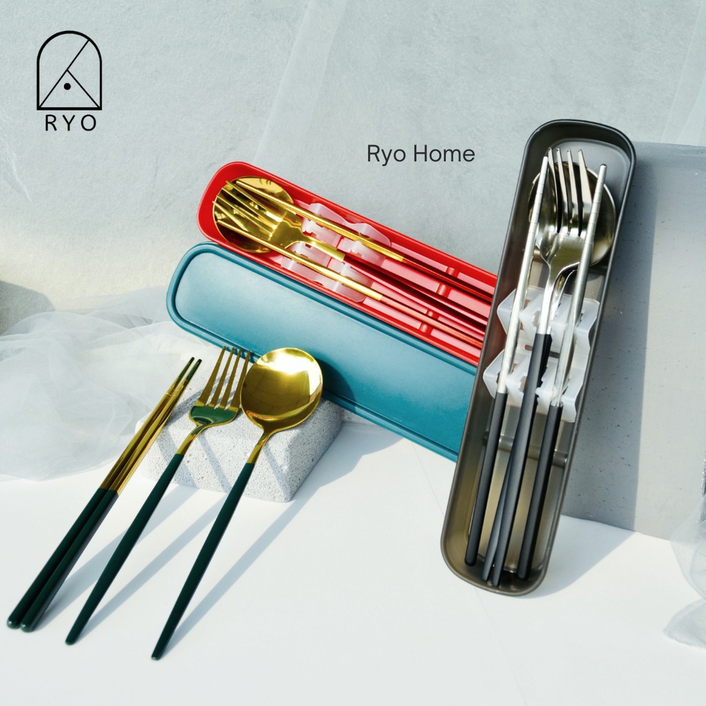 [ RYO ] DIN TRAVEL SET Alat Makan Korea / Sendok Garpu Sumpit dengan Wadah / Spoon Fork Chopsticks /  Peralatan Dapur / Kitchenware