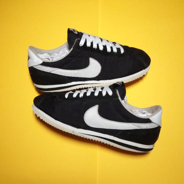 Jual Sepatu Second Nike Cortez warna 