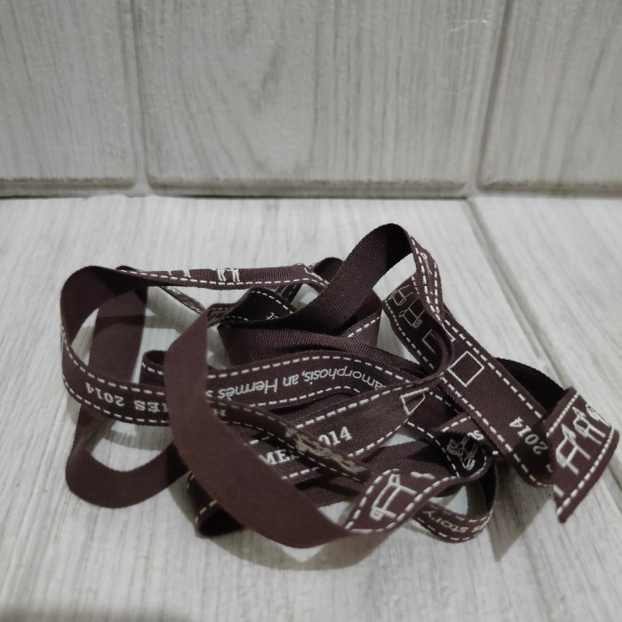 

BAYAR DITEMPAT pita hermes authentic / ribbon hermes / paperbag hermes